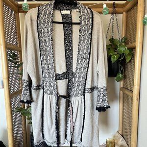 Anthropologie Sleeping on snow Kimono Linen Tie